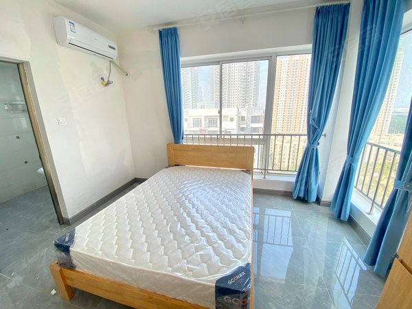 南宁青秀凤岭北凤岭佳园凤岭佳园单间!压一付一!