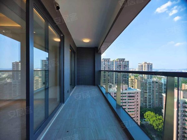 广州天河天河公园天麟府臻林一手楼盘 全新未住 小区车位充足 看房