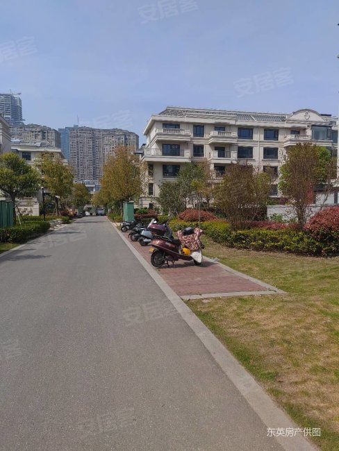 绿地太湖东岸花园