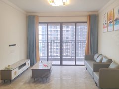 肇庆鼎湖桂城急租四房,保利二期1500包物业,南北双阳台,家私家电齐全出租房源真实图片