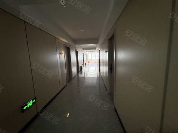 金华浦江县浦江城东保尔路122号楼自家公寓出租位置在宏业大道这边，离廿亩山夜市很近，停车方便出租房源真实图片