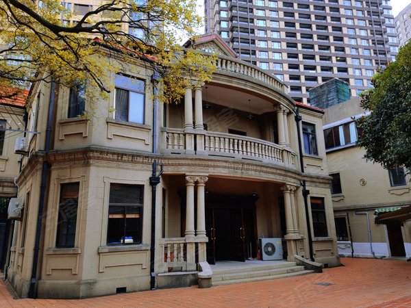 上海静安静安寺愚园路532弄小区独立花园近600平 特别适合企业总部