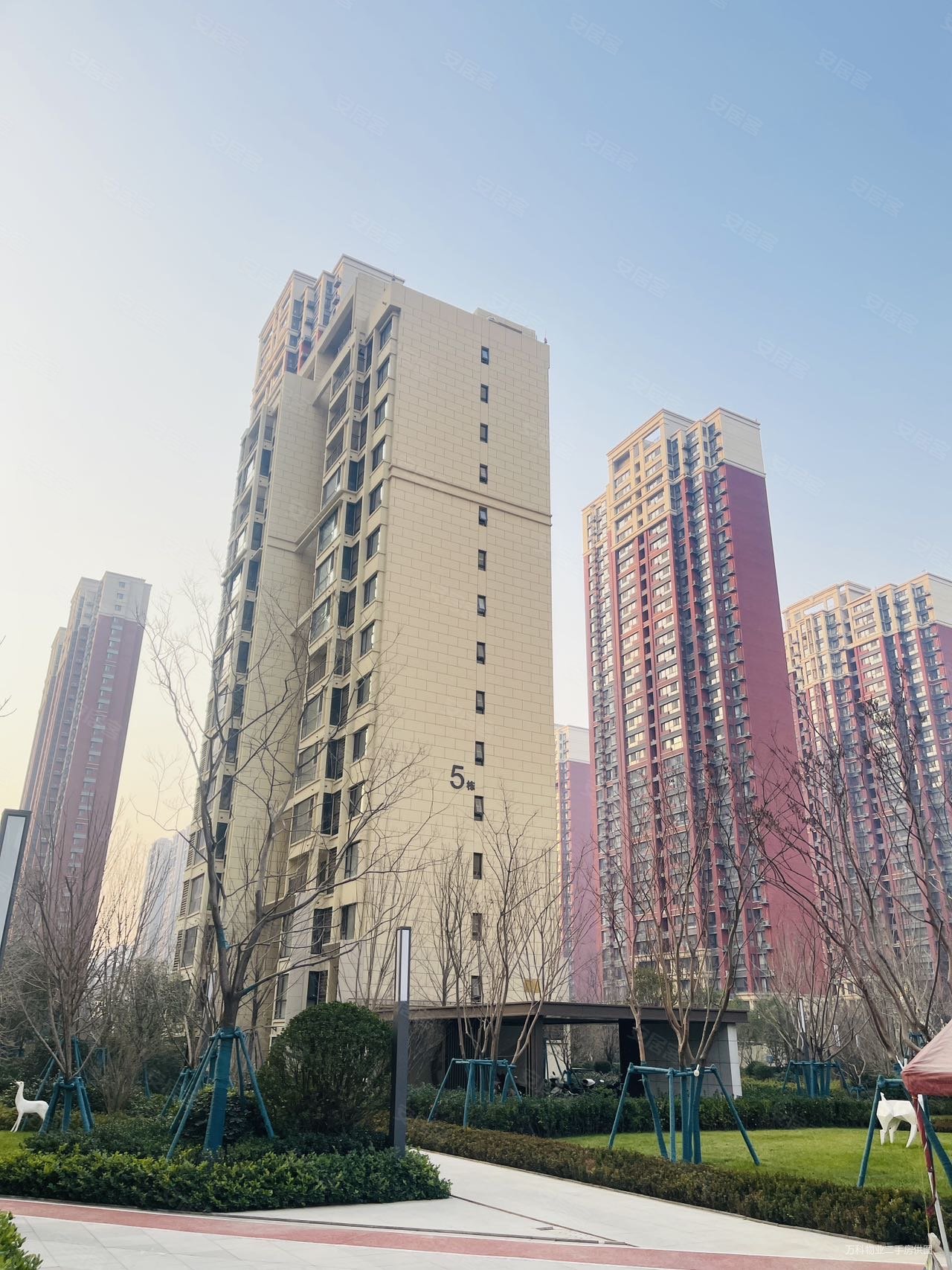 万科城如园3室2厅2卫134.6㎡南北345万