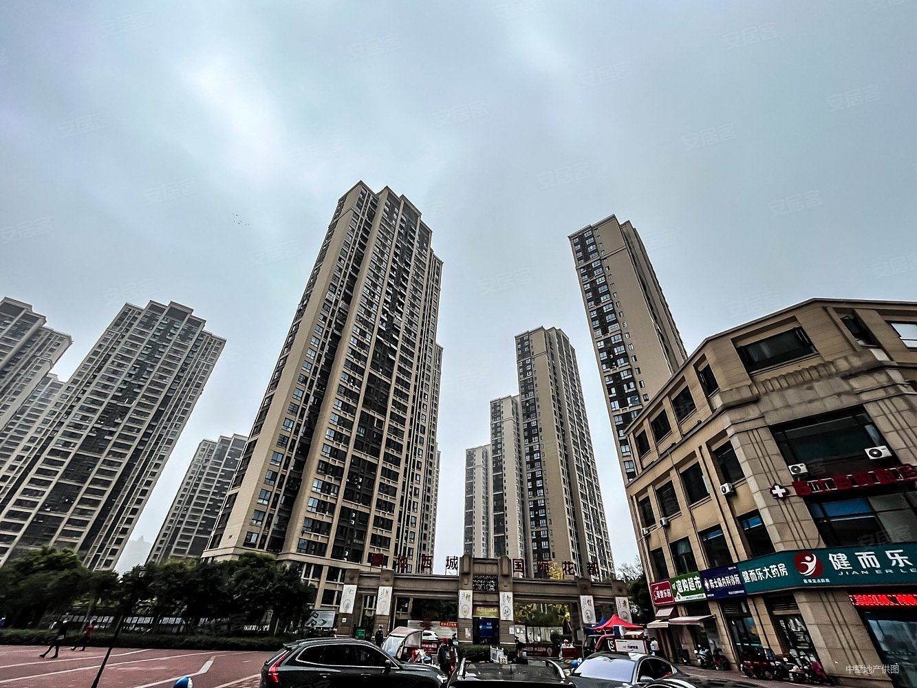 合肥房产网>合肥二手房>肥西二手房>肥西县城二手房>绿地新都会(二期)