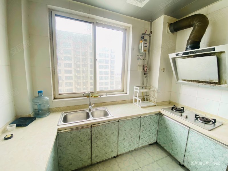 39万!急售东城名苑精装套二,楼层好,商圈成熟.