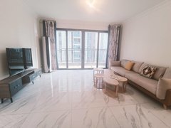 许昌建安芙蓉湖万通街市一中 碧桂园芙蓉台四室精装修拎包入住近地铁口随时看房出租房源真实图片