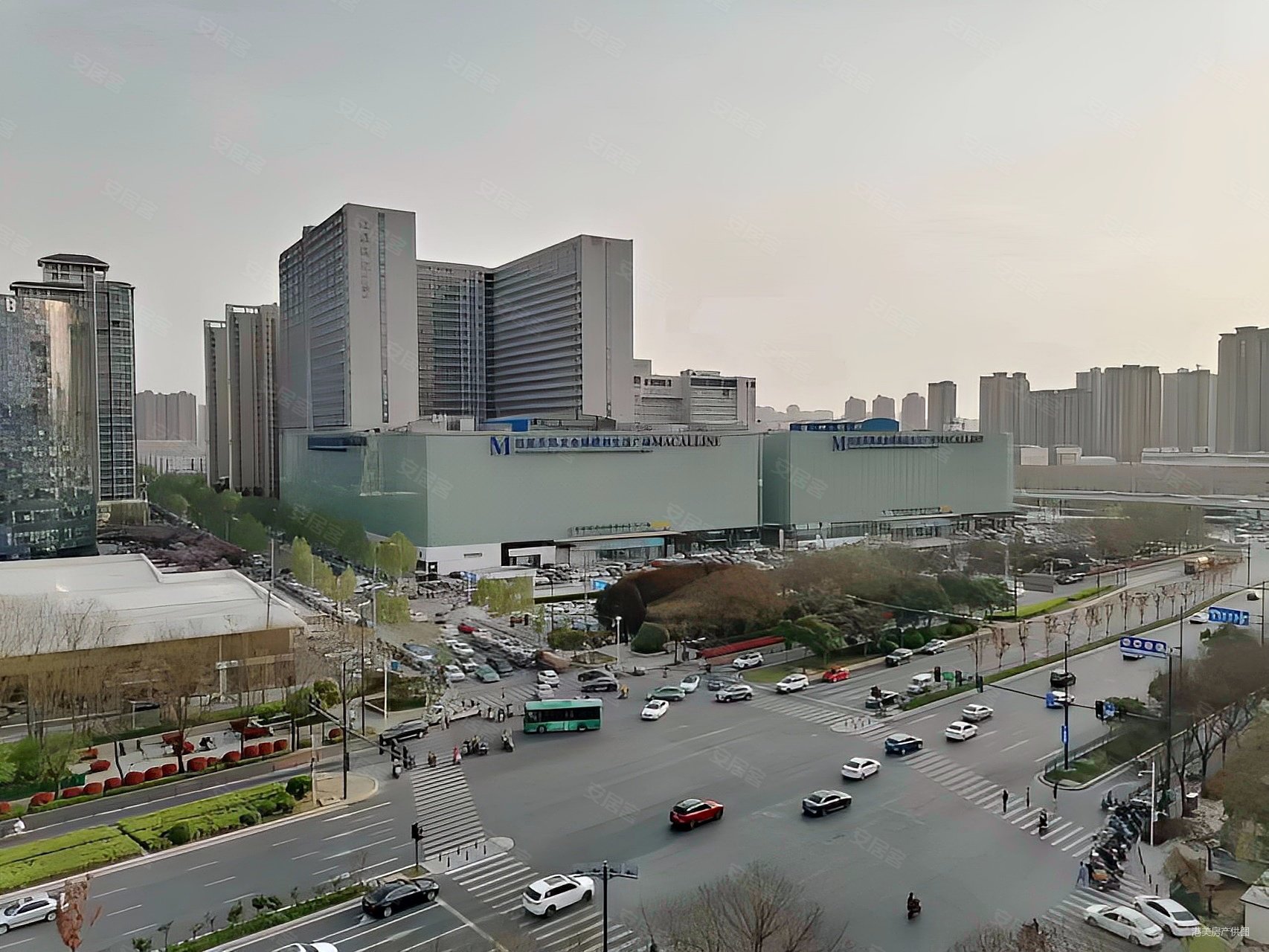 cbd正弘山 红星蚂蚁一室一厅急 卖 单价低税费低 电梯口,红星蚂蚁soho