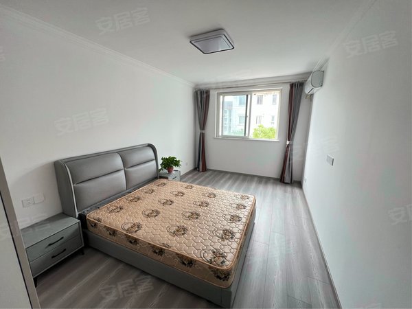 上海浦东北蔡绿川新苑13号线陈春路站 精装修 采光好 有钥匙 随时入住