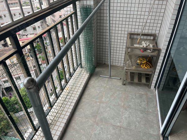 珠海高新区金鼎&nbsp;下栅综合楼金鼎 下栅综合楼电梯两房 精装 家私