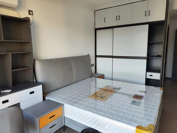 铜仁万山万山城区木杉河广场小区万山产业园对面1室1厅精装修，拎包入住出租房源真实图片