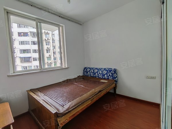 【多图】长江小区,南坪西路租房,南坪商圈工贸轻轨旁 长江村装修两房