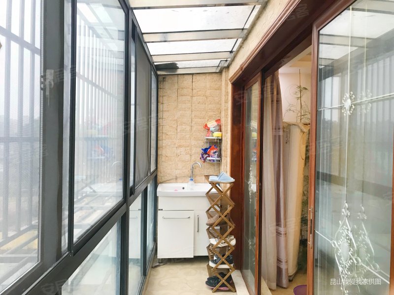 急售浦园花墅洋房三楼赠送大露台已封作阳光房拎包住南北通