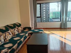 邹平邹平城区山南墨香山南，面积150平方，三室两厅两卫，家具家电齐全。出租房源真实图片