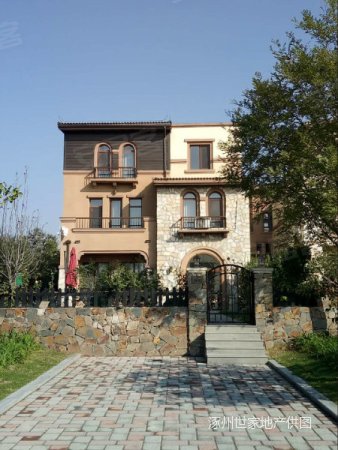 房山周边高尔夫联排别墅紧邻高尔夫球场环境优美首付仅100万