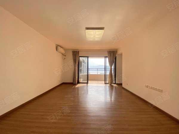 【多图】景亿山庄,布心租房,布心中学对面,电梯大4房高层看湖景,实拍