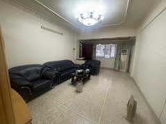 潮州湘桥潮枫路南较路附近小车区5楼102平2房2厅1卫,清点装修有家电家具出租房源真实图片