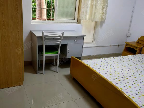 厦门湖里悦华路古龙公寓古龙公寓 1室0厅1卫出租房源真实图片