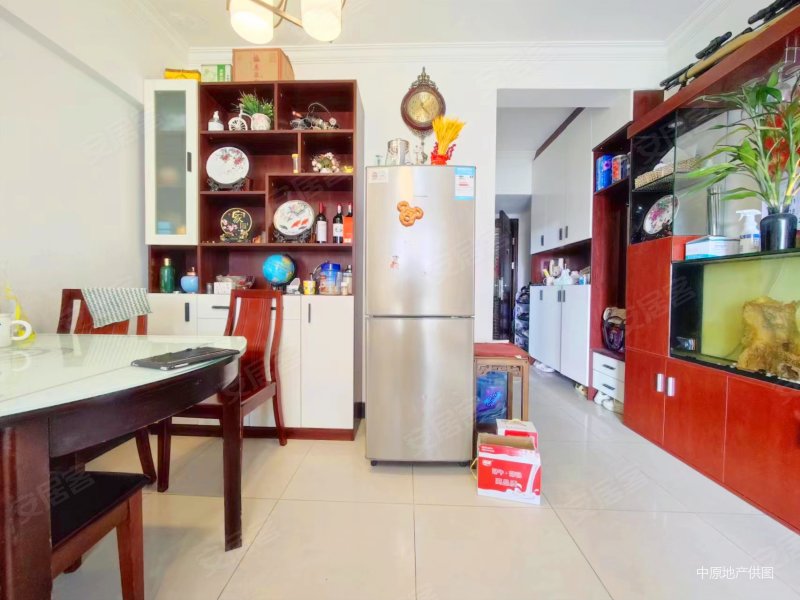 终于有笋盘鸣翠花园精装小三居出小区即到地铁口满五