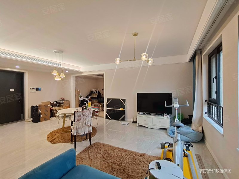 南京房产网>南京二手房>建邺二手房>奥体二手房>华新城璟园>800_600