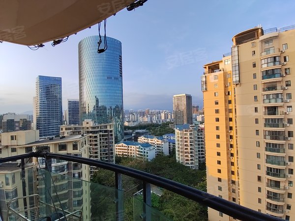 三亚吉阳月川荣德花园月川cbd 荣德花园 电梯 正规一房一厅 有燃气