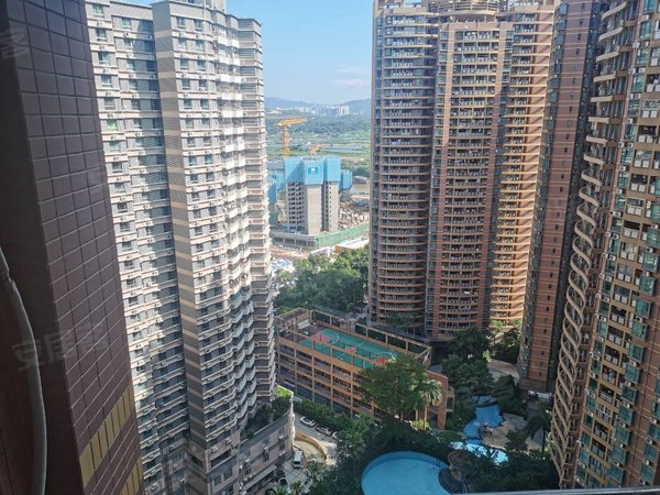 深圳福田赤尾京基御景华城南向看花园,楼层高采光好,安静,装修保养好