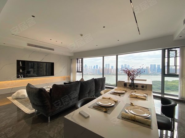 长沙岳麓银盆岭保利天禧(c区)保利一线江景大平层 很难不爱出租房源