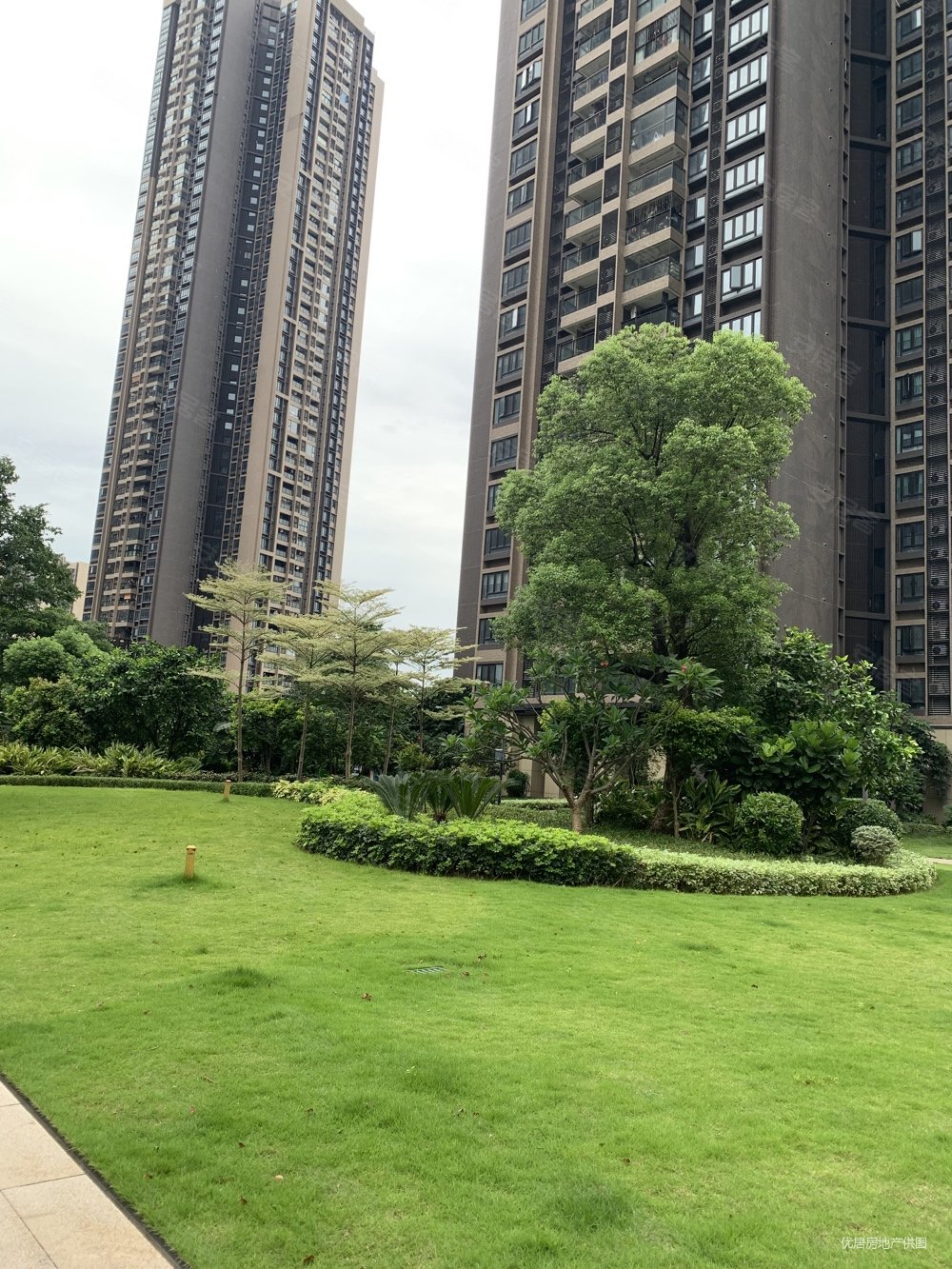 时代水岸二期四房出售南北向望花园