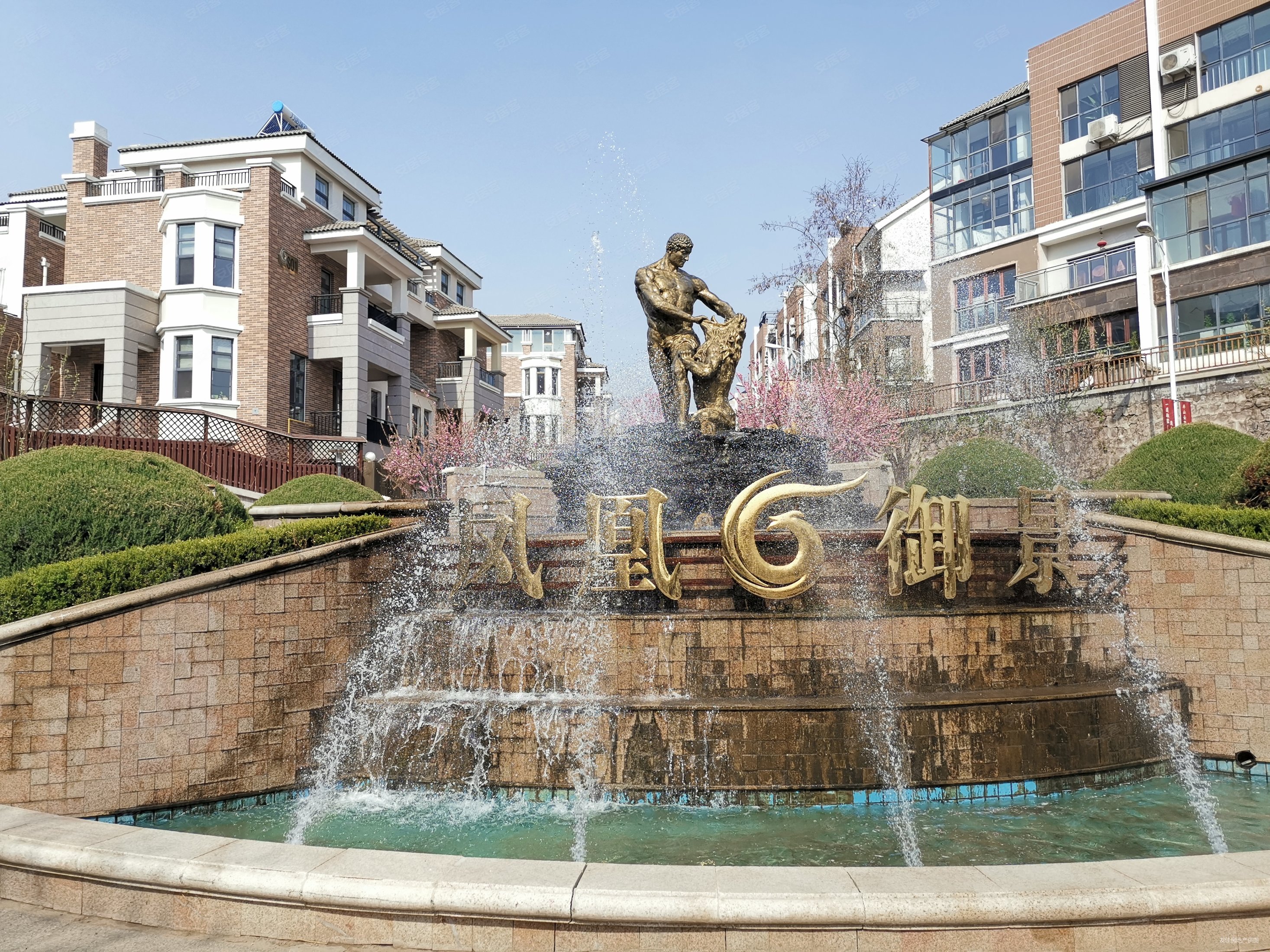 凤凰御景洋房156平163万 大三居 大阳台 落地窗 视野棒