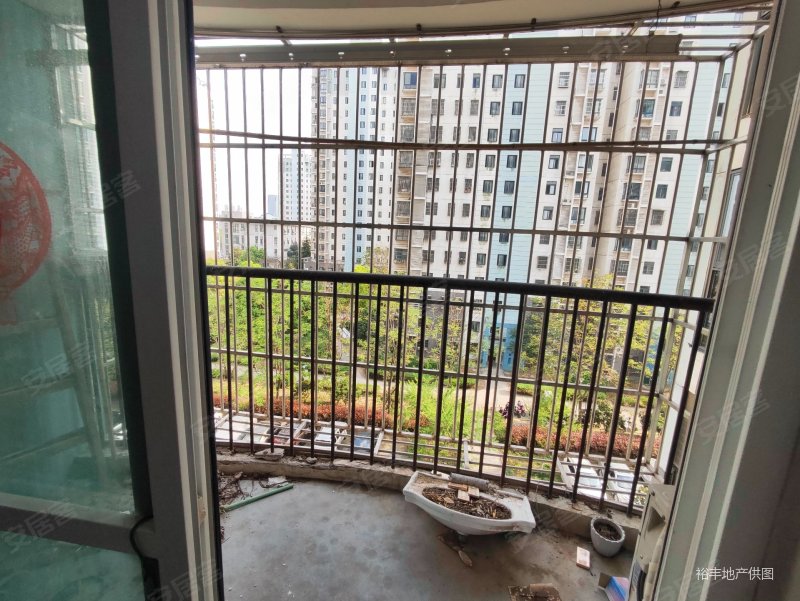 必看好房滨湖家园东区小三房产权清晰南北通透