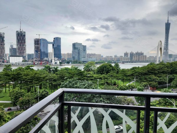 广州天河珠江新城东凯旋新世界广粤尊府广粤尊府 一线江景 三房出租
