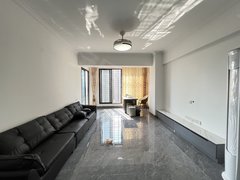 漳州龙文博物馆进贤小区，停小车每月180～精装大两房一卫，家具新买的出租房源真实图片