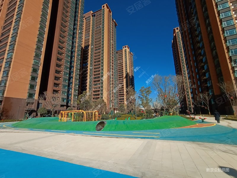 昆明房产网>昆明二手房>西山二手房>白马二手房>海伦堡中央广场澜香苑