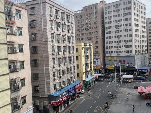 深圳宝安区小巷子图片