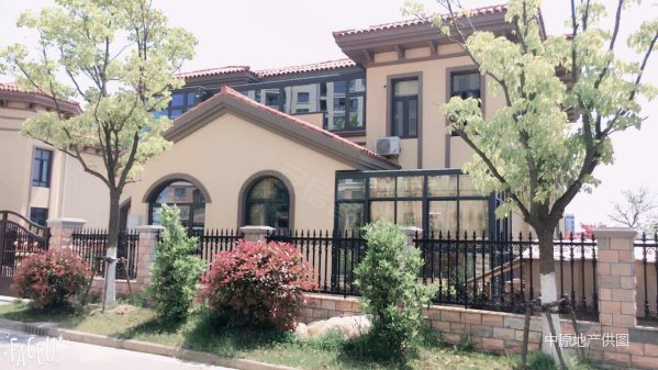 南通市海门市丨假日花园丨现房别墅丨单价7500丨独栋140万