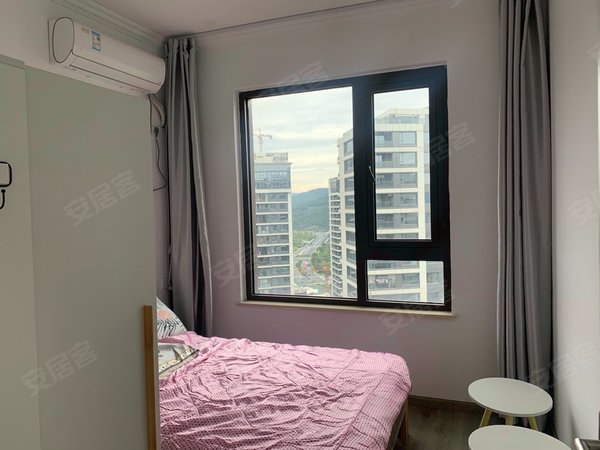 杭州临安临安城区中骏柏景湾(公寓住宅)东站附近,中骏骏澜湾,带车位包