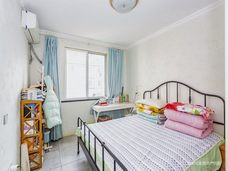 万枫家园,精装修小户,中间楼层采光好,无个税诚售