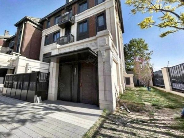 北京朝阳来广营中海望京府(别墅)新出下跃,私家院落,电梯,地暖,新风