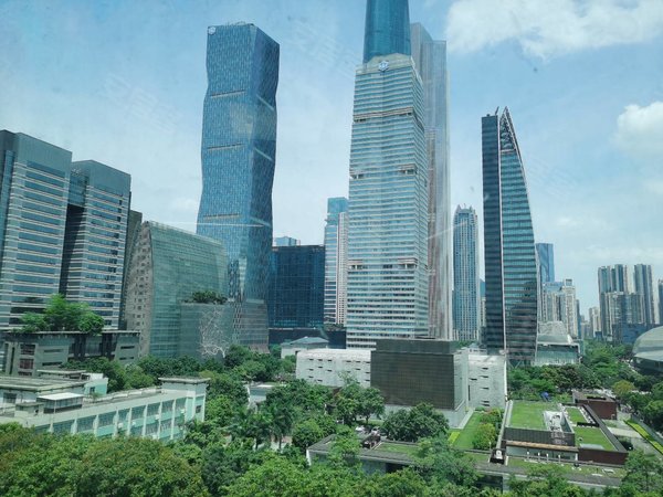 【多图】润德大厦,珠江新城西租房,急租大两房 办公 东向望西塔花城