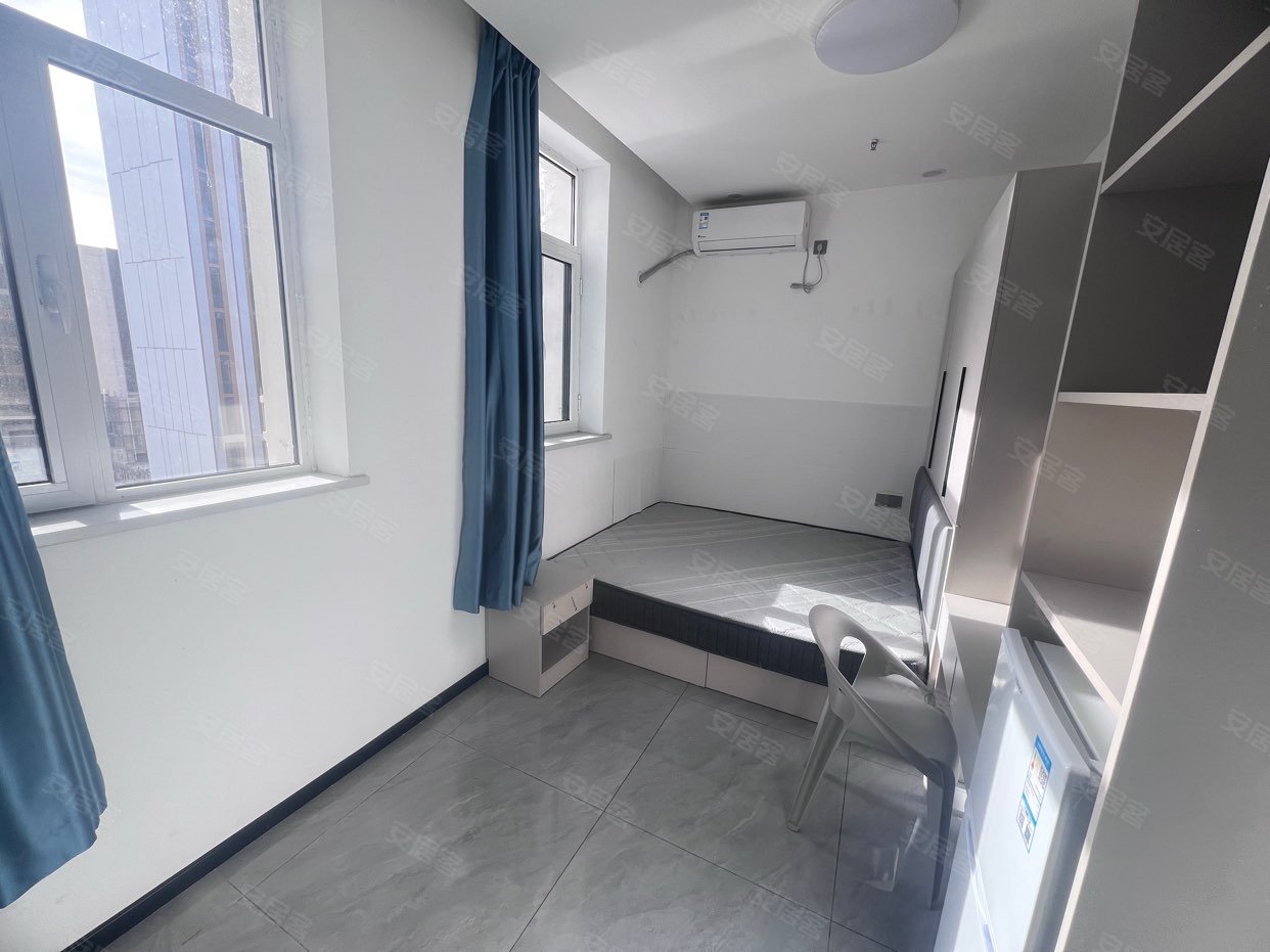 地铁龥，鸺号线 长虹公园 人民医院安小舍品牌公寓可短租无中介