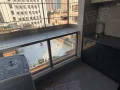 深圳宝安坪洲1号线坪洲地铁 阳台单间民水民电押一付一可养宠物 自建房实拍出租房源真实图片