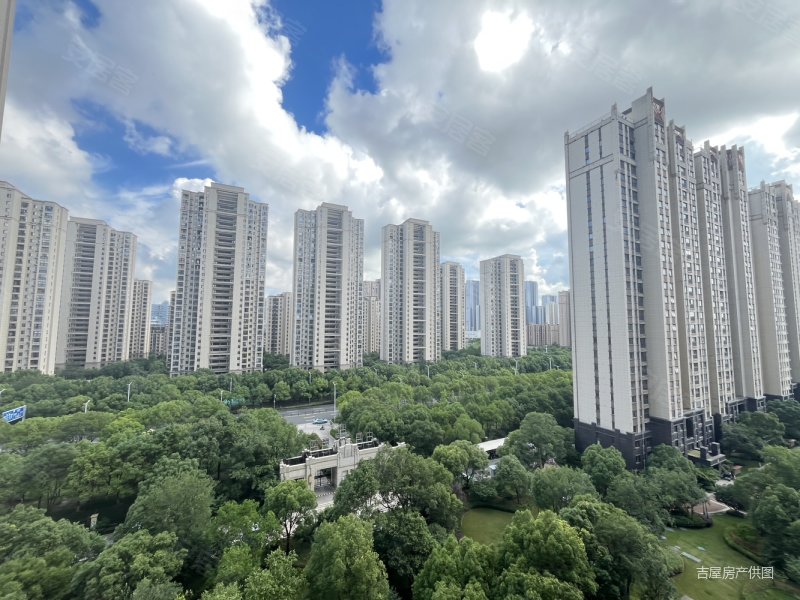 中房颐园3室2厅1卫100.86㎡南北195万