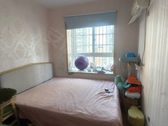 兰考兰考县兰考县城文体路体育场附近三室两厅两卫精装全配，自住房。对外出租出租房源真实图片