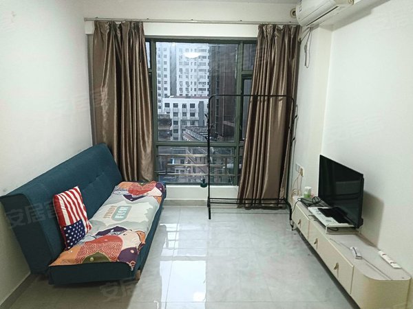 【多图】云景豪园,国贸租房,云景豪园 精装一房正南向 采光好 拎包