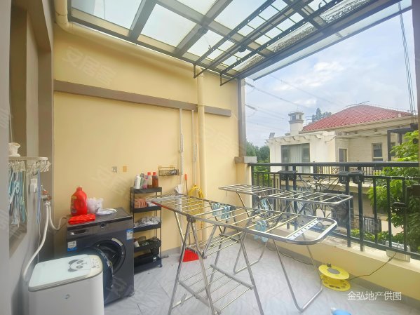 佳兆业天玺(别墅)5室2厅3卫351.78㎡南北1200万