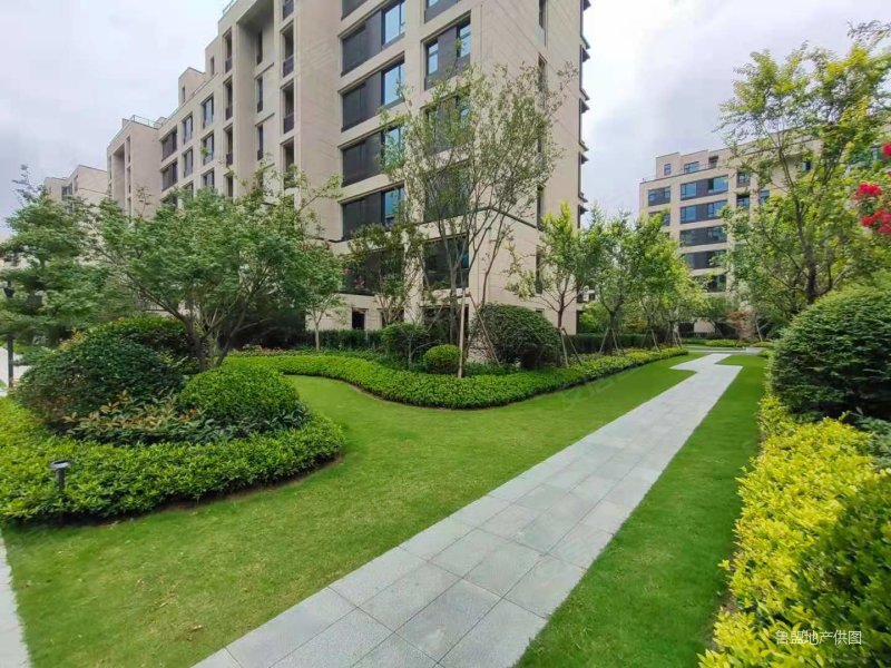 一楼183平带100平独院175平负一层 带车位 奥正诚园