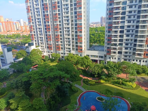 惠州博罗园洲信鸿广场信鸿广场 精装修三房 租2500出租房源真实图片