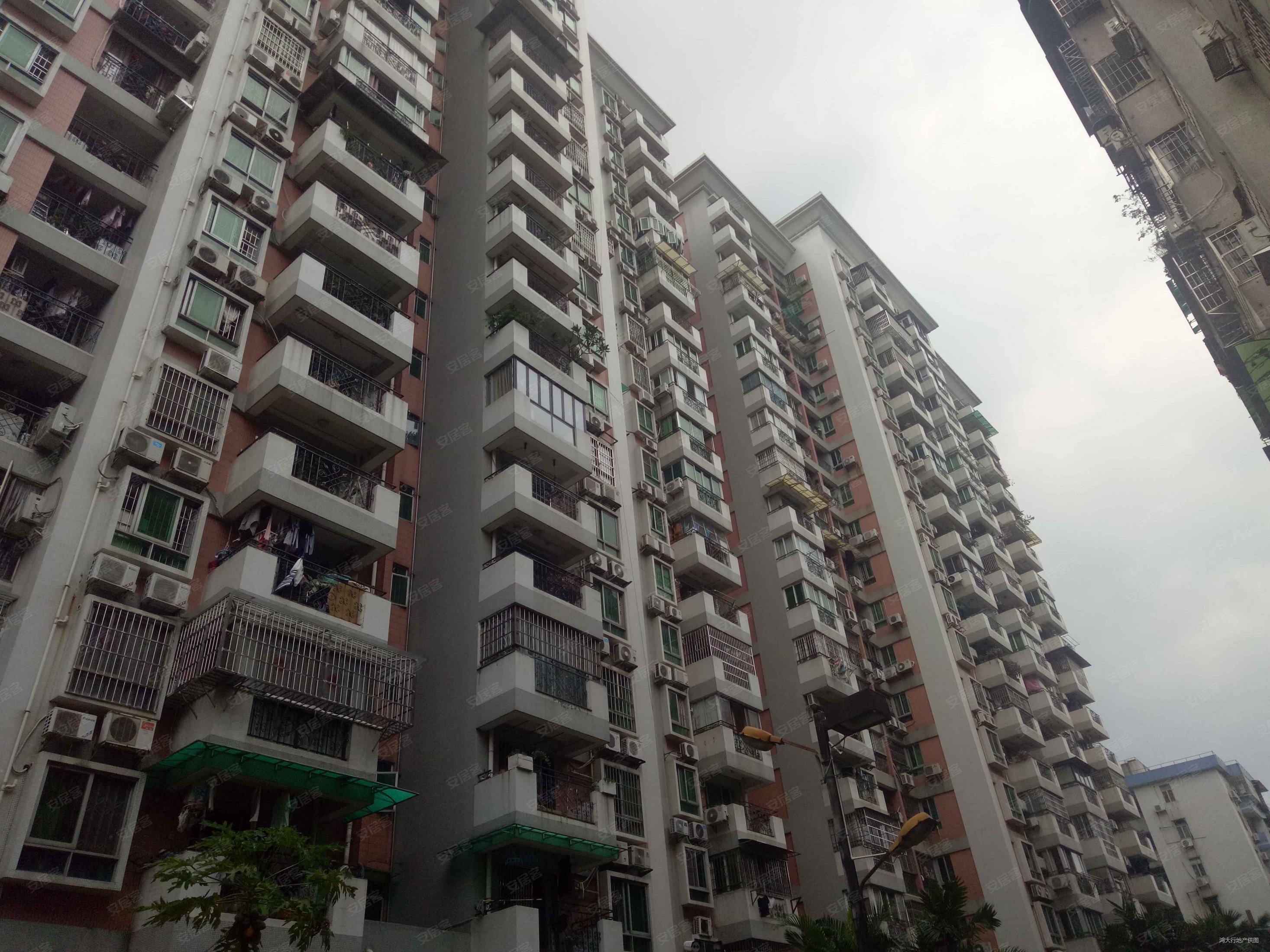 客村地铁口鸿运花园低层单边位2房双阳台可改3房闹中取静