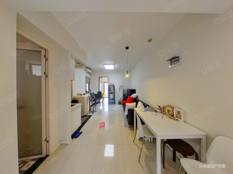 高楼层看高尔夫海景春笋, 视野无遮挡,豪华装修,价便宜笋盘,侨城馨苑