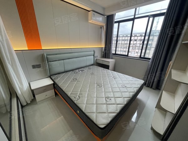 金华东阳东阳江北湖田小区湖田小区，一室一厅精装修，拎包入住，房间干净整洁 带电梯出租房源真实图片