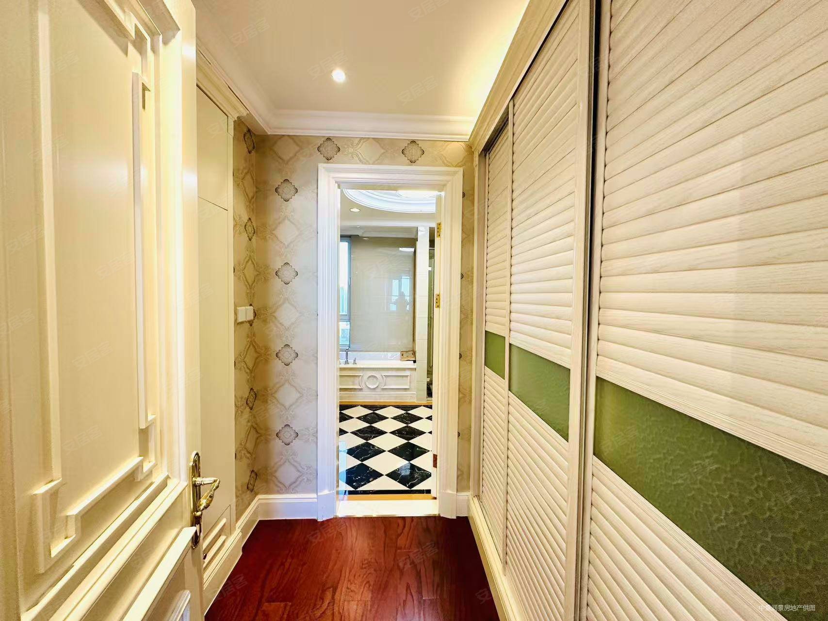 万达海公馆海景房!诚心卖,急售,一线